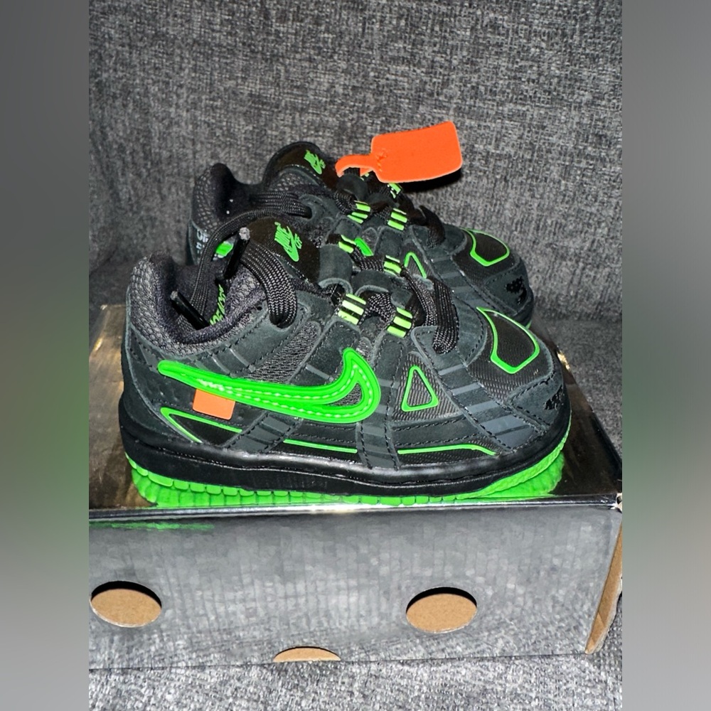 Nike The Off-White x Air Rubber Dunk 'Green Strike' Toddler 5C
